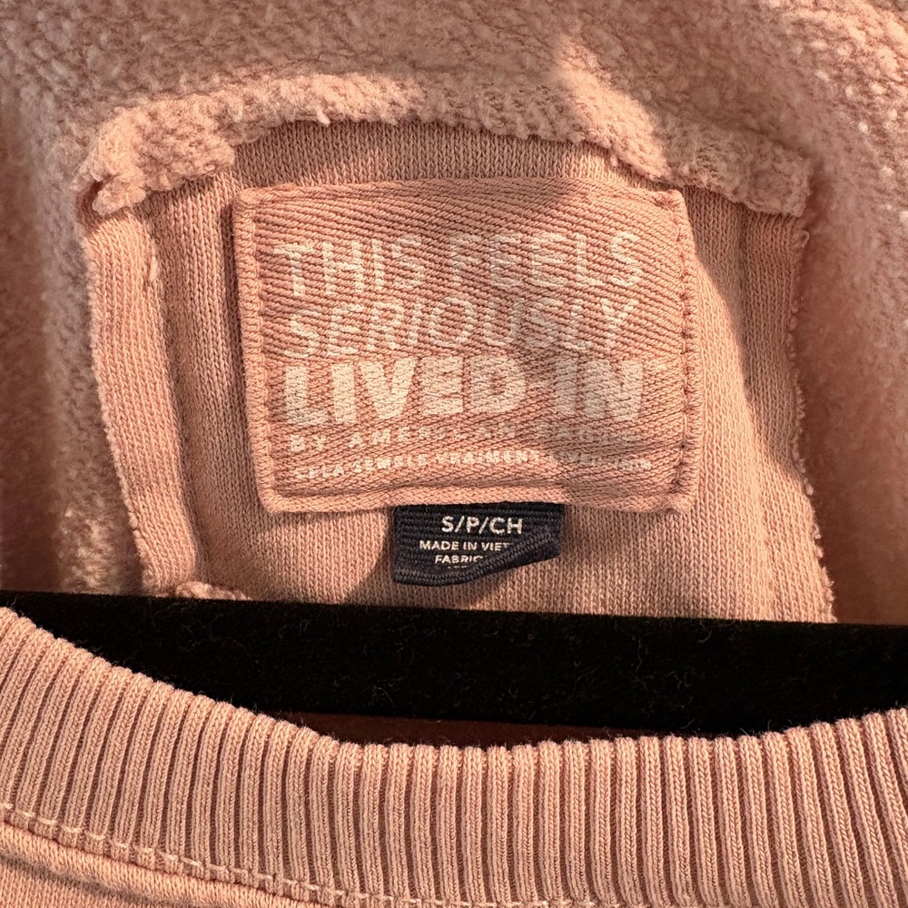 American‎ Eagle Light Pink Oversized Pullover Sweater- Size Small - Picture 3 of 4